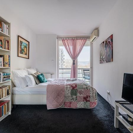 Heart And Soul Apartment Budapest Exteriör bild