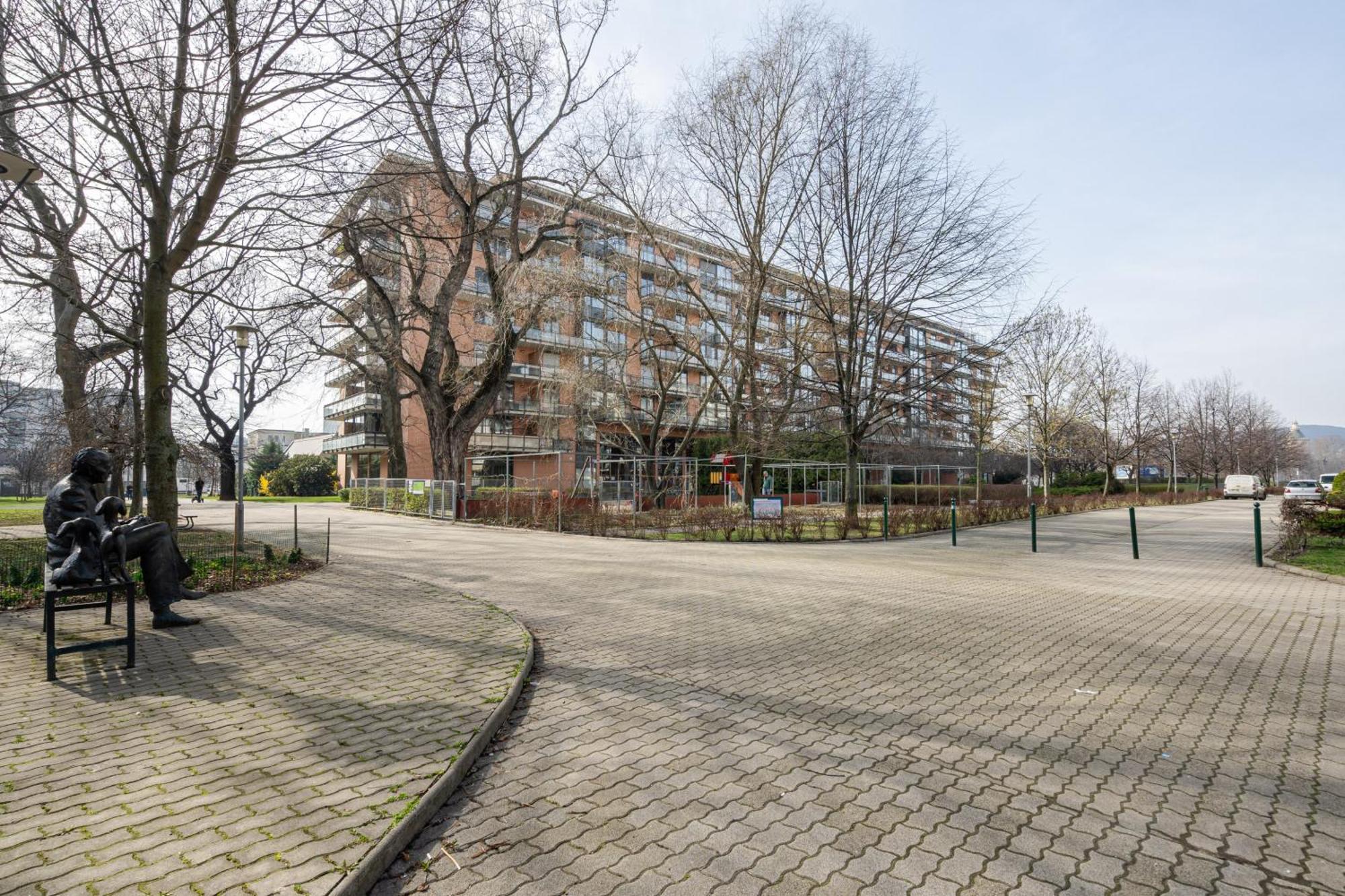 Heart And Soul Apartment Budapest Exteriör bild